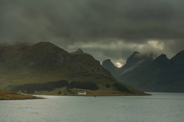 Gyönyörű Kilátás Hegyekre Lofoten Szigetek Norvégia — Stock Fotó