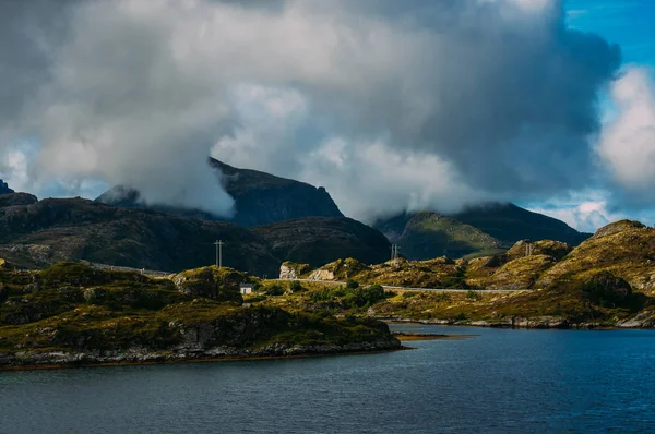 Gyönyörű Kilátás Sund Hegyek Szigetek Lofoten Norvégia — Stock Fotó