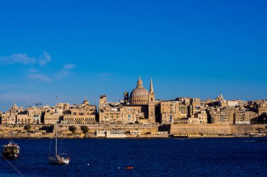 Sliema güzel görünümünden Valletta, Malta