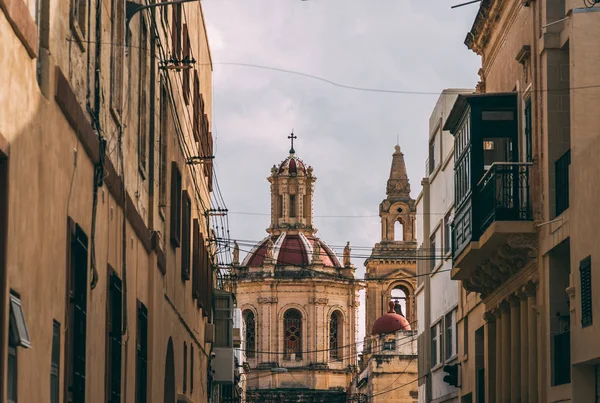 Parish Kilisesi Stella Maris Sliema, Malta için görünümü