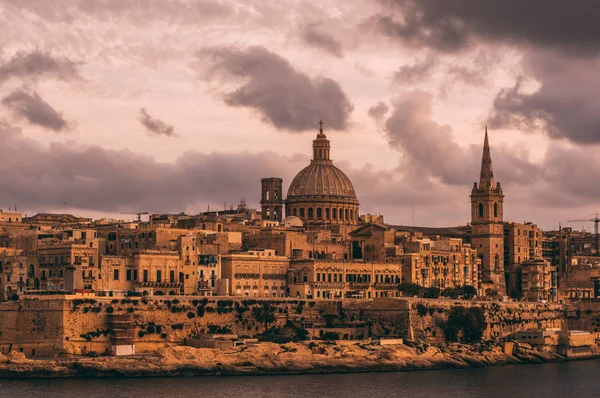Krásný Výhled Sliemy Valletty Maltě Večer Panny Mount Carmel Bazilika — Stock fotografie