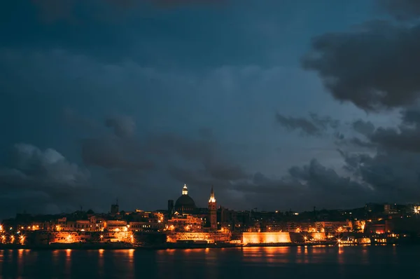 Krásný Výhled Sliemy Valletty Noci Panny Mount Carmel Bazilika Malta — Stock fotografie