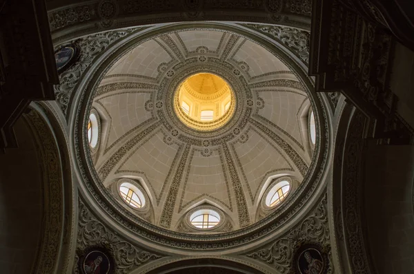 Cúpula Dentro Del Santuario Pinu Gharb Malta — Foto de Stock