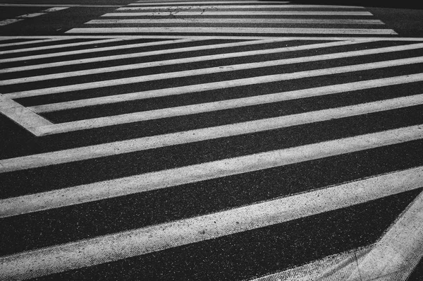 Líneas Abstractas Paso Peatonal Blanco Negro —  Fotos de Stock