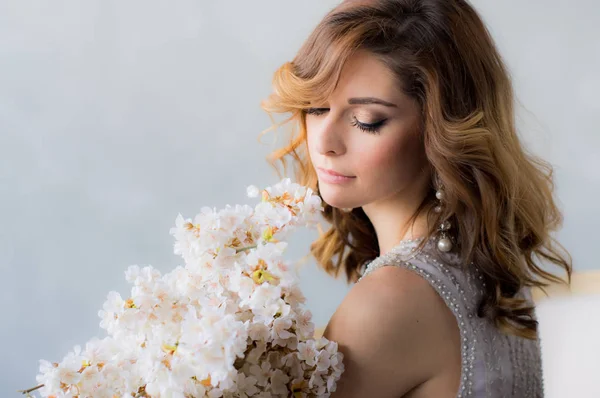 Portrait Beautiful Young Woman Bouquet White Sakura Hands — Stock Photo, Image