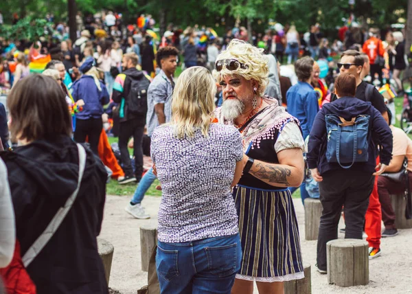 Helsinki Finnland Juni 2018 Teilnehmer Des Helsinki Pride Festivals Kaivopuisto — Stockfoto