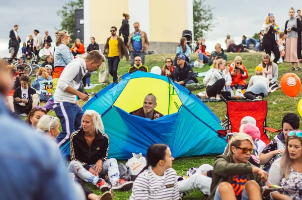 Helsinki Finland June 2018 Participants Helsinki Pride Festival Kaivopuisto Garden — Stock Photo, Image