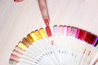 kadın Lehçe renk manikür için seçin. çivi için tasarım. test Polish.Fashion manikür çivi.