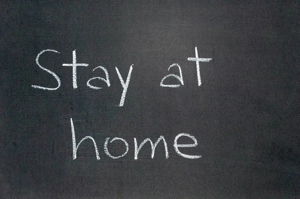 自宅に滞在人隔離ウイルスのライフスタイルメッセージの流行の安全性 流行通信Covid 19家族の予防保護作業の概念 コロナハウス生活家事労働 — ストック写真