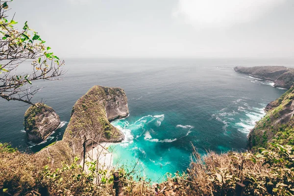 Beuaty Nusa Penida. Ekim - Bali