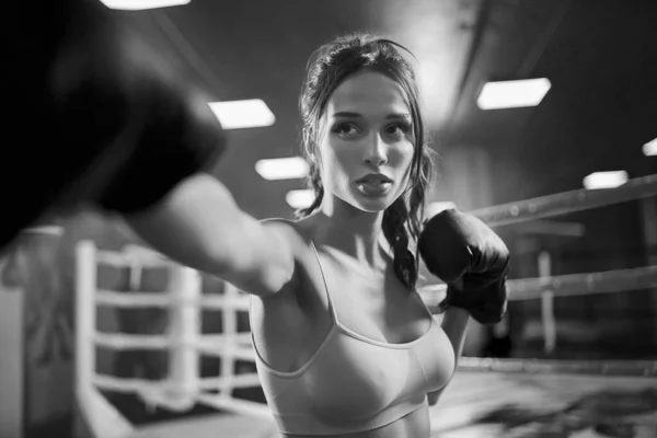 Monochrome close up of female fighter. — Stock Photo, Image