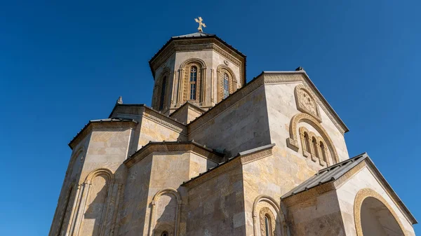 Dağın tepesindeki tapınak