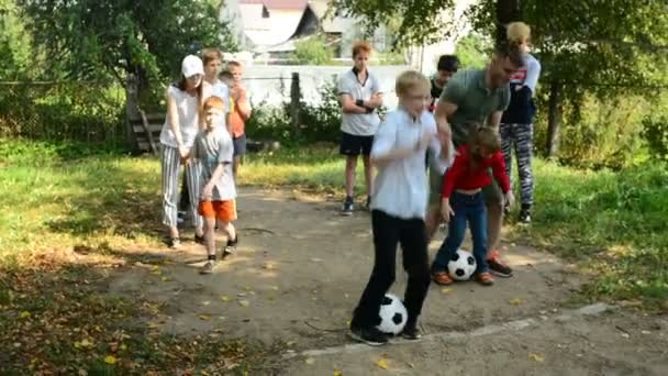 Pereslavl Zalessky Russie Sentember 2018 Les Enfants Jouent Dans Maison — Video