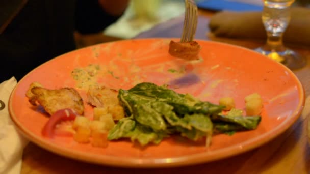 Macro Closeup Caesar Salad Plate Red Tongs Parmesan Cheese Dressing — Stock Video