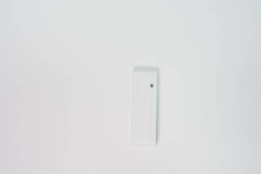 Güvenlik ve Yangın sensörleri ve alarm donanımları beyaz arka plan üzerinde. sinyal için bileşenleri. Güvenlik ve Yangın sensörleri ve alarm donanımları beyaz arka plan üzerinde. sinyal için bileşenler.