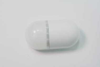 Güvenlik ve Yangın sensörleri ve alarm donanımları beyaz arka plan üzerinde. sinyal için bileşenleri. Güvenlik ve Yangın sensörleri ve alarm donanımları beyaz arka plan üzerinde. sinyal için bileşenler.