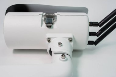 Beyaz arka plan üzerinde video gözetim sistemleri için kamera