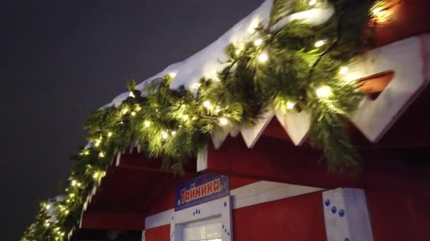 Uliczne Dekoracyjne Girlandy Świąteczne Nowy Rok Obchody Bożego Narodzenia — Wideo stockowe