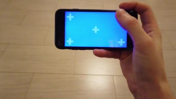 Young Man Está Sosteniendo Smartphone Usando Tacto Pantalla Táctil Toque — Vídeos de Stock