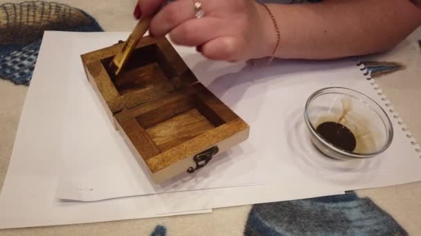 Woman Painting Wooden Box Brush Brown Color — Stock Video