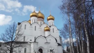 Görünümünü Uspenskiy Kafedralnyy Sobor, Yaroslavl, Rusya Federasyonu.