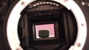 Bir lens olmadan bir dijital fotoğraf makinesi gösterimi