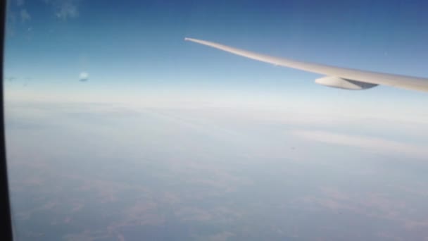 Widok z międzykontynentalnego samolotu iluminator — Wideo stockowe