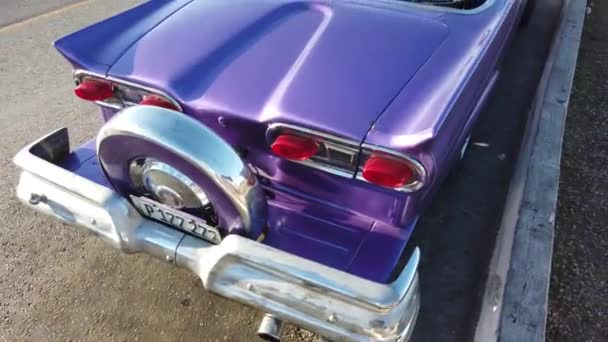 Havana Kuba Duben 2019 Ročník Klasické Americké Automobily Zaparkované — Stock video