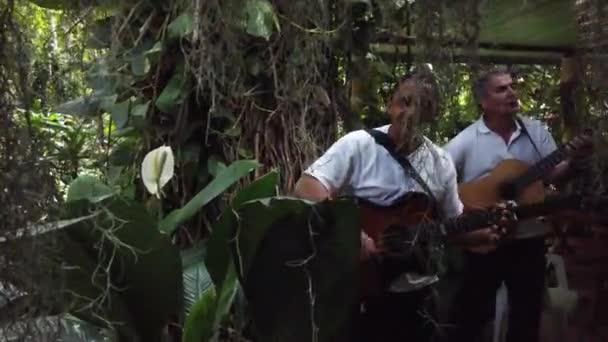 Trinidad Cuba Aprile 2019 Musicisti Cubani Esibiscono Ristorante Caffè — Video Stock