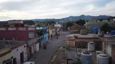 Trinidad 'ın kırmızı karo çatıları. Sancti Spiritus, Küba