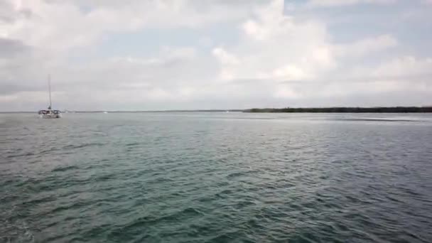 Una Vista Del Motore Della Barca Oceano Macchina Fotografica Una — Video Stock
