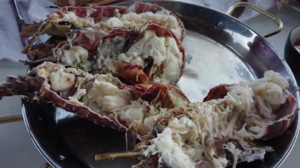 Just Cooked Fresh Lobster People Eat Lobster Boat Rocking Boat — Stock Video