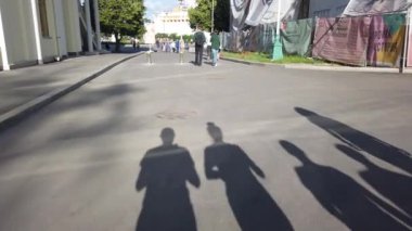 Moskova - Temmuz, 2019: Vdnkh parkında insanlar..
