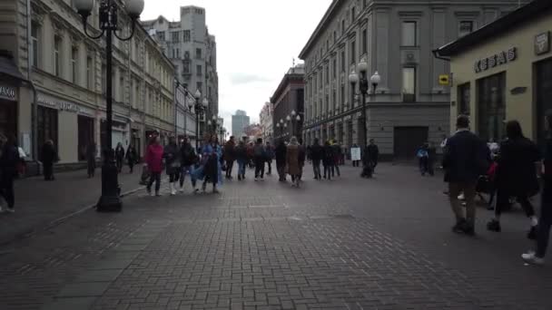 Október 2019 Arbat Street Moszkva Oroszország Turisták Séta Régi Arbat — Stock videók