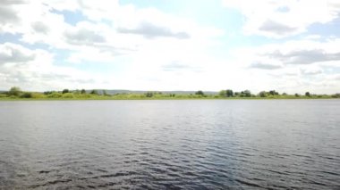 Yazın Volga Nehri 'nin Panoraması