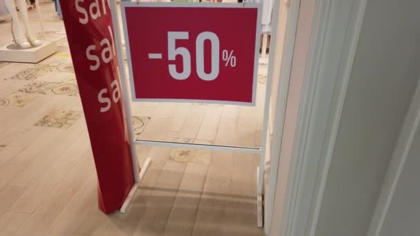 July 2020 Moscow Russia Sale Mall Period Discount — 图库视频影像