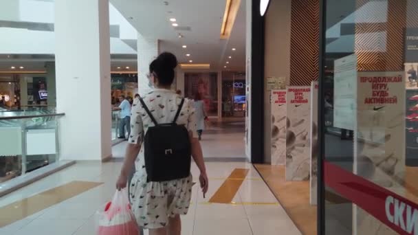 Juli 2020 Metropolis Shopping Center Moskau Russland Beim Gang Durch — Stockvideo