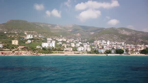 从土耳其阿拉亚海岸线上的水看问题 — 图库视频影像