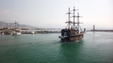 17 Eylül 2020, ANTALYA, TURKEY: Liman kenti Antalya 'da turist yolcu korsan gemileri