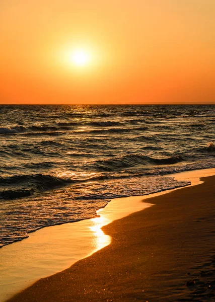 Schöner Sonnenuntergang Der Schwarzmeerküste Konzentrieren Sie Sich Auf Die Mitte — Stockfoto