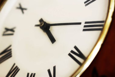 Klasik saat closeup, Romen rakamları saat, çok yakın