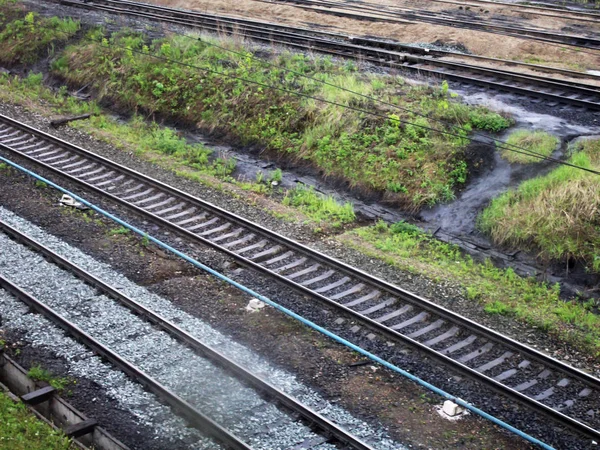 Tren Que Viene Vía Férrea Metal Objeto Aire Libre —  Fotos de Stock