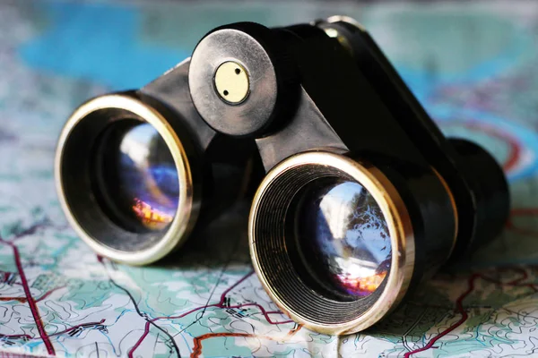 Old Small Binoculars Map Retro — Stock Photo, Image