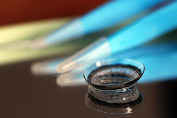 Lentes de contato coloridas visão tão perto — Fotografia de Stock