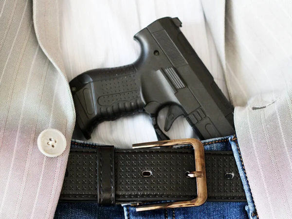 Una Pistola Metida Cinturón Cuero Tan Cerca — Foto de Stock