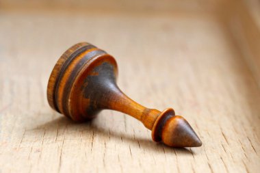 Retro ahşap satranç çok yakın, nadir bir oyun