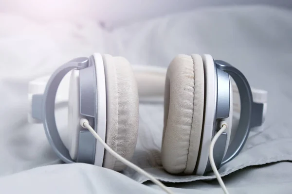 Auriculares Blancos Tan Cerca Imagen Blanco Negro Música — Foto de Stock