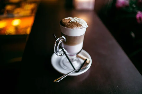 Acogedor Café Ciudad Bebidas Café Fuertemente Vigorizar Americano Capuchino Latte — Foto de Stock