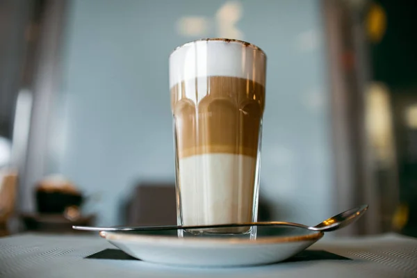 Gemütliches Café Der Stadt Kaffeegetränke Beleben Stark Amerikaner Cappuccino Oder — Stockfoto