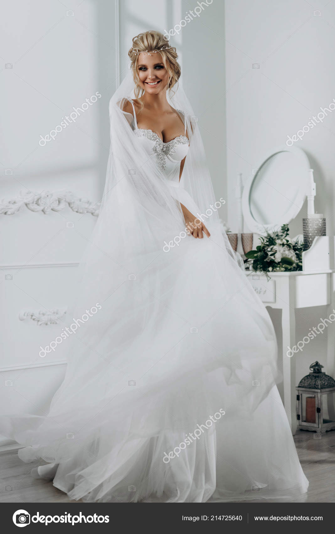 Blonde Wedding Dresses